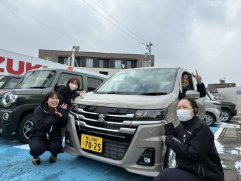 今週末もご来店お待ちしております。